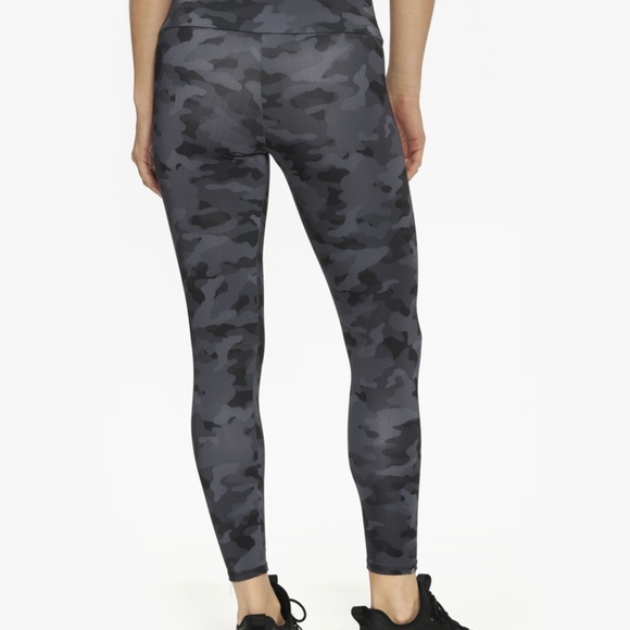 Onzie High Rise Legging - Picture 12 of 12